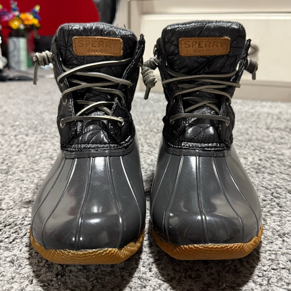 Women’s Sperry boots